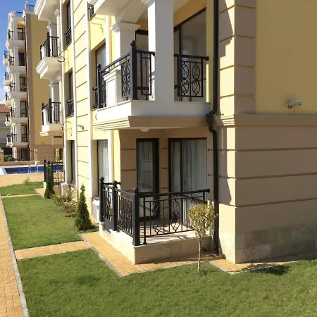 Sea Shore فندق سفيتي فلاس